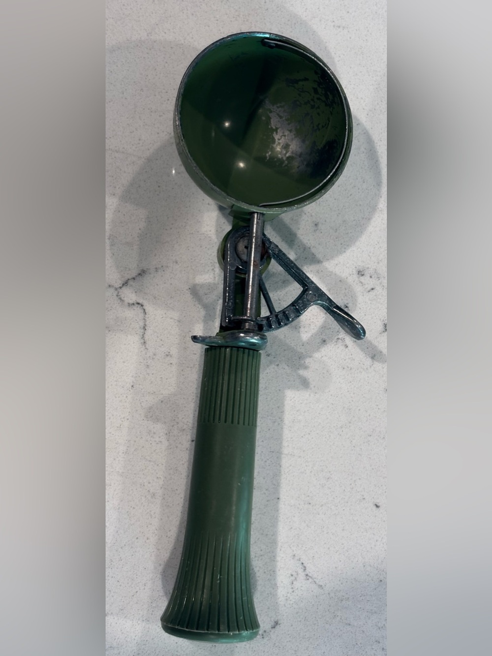 Vintage Nevco Green Ice Cream Scoop with Trigger Release